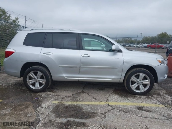 2010 Toyota Highlander Limited with VIN JTEDK3EH8A2164920, listed as a IAAI auction lot 41664824 with 115,826 mi miles. Bid and sale history available at carsss.com. Image 13.