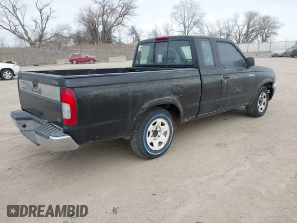 1998 Nissan Frontier XE z VIN 1N6DD26S2WC325599, wystawiony jako IAAI lot #41551614 z przebiegiem 99 047 mil mil oraz . Historia ofert i sprzedaży dostępna na DreamBid. Obrazek 4.