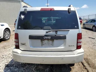 2008 Jeep Liberty Sport with VIN 1J8GN28K68W288156, listed as a Copart auction lot 70368324 with 169,570 mi miles and Clean Title. Bid and sale history available at DreamBid. Image 6.