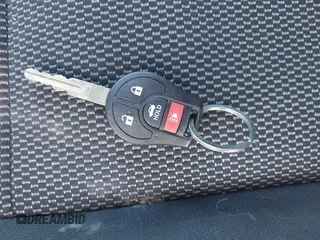 2019 Nissan Versa SV z VIN 3N1CN7APXKL859768, wystawiony jako IAAI lot #42120640 z przebiegiem 55 710 mil mil oraz . Historia ofert i sprzedaży dostępna na DreamBid. Obrazek 11.