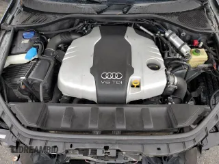 2014 Audi Q7 Premium Plus with VIN WA1LMAFE8ED015737, listed as a Copart auction lot 62099545 with 129,505 mi miles and Salvage title. Bid and sale history available at DreamBid. Image 12.