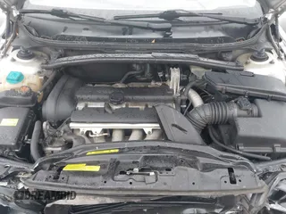 2002 Volvo S60 with VIN YV1RS61R622200464, listed as a IAAI auction lot 41105829 with 94,314 mi miles. Bid and sale history available at carsss.com. Image 10.