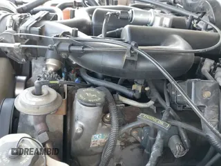 2000 Ford Explorer Eddie Bauer z VIN 1FMDU64E8YZC68666, wystawiony jako IAAI lot #41907569 z przebiegiem 218 204 mil mil oraz . Historia ofert i sprzedaży dostępna na DreamBid. Obrazek 12.