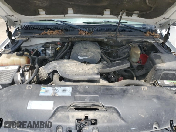 2002 GMC Yukon XL SLT z VIN 1GKFK16Z52J265501, wystawiony jako Copart lot #54234715 z przebiegiem 283 203 mil mil oraz Szkody całkowita. Historia ofert i sprzedaży dostępna na DreamBid. Obrazek 12.