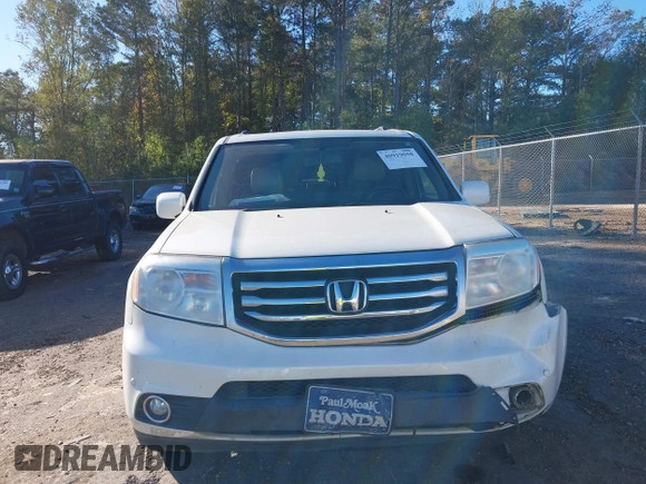 2013 Honda Pilot Touring with VIN 5FNYF4H95DB067812, listed as a IAAI auction lot 40919050 with 256,087 mi miles. Bid and sale history available at carsss.com. Image 12.