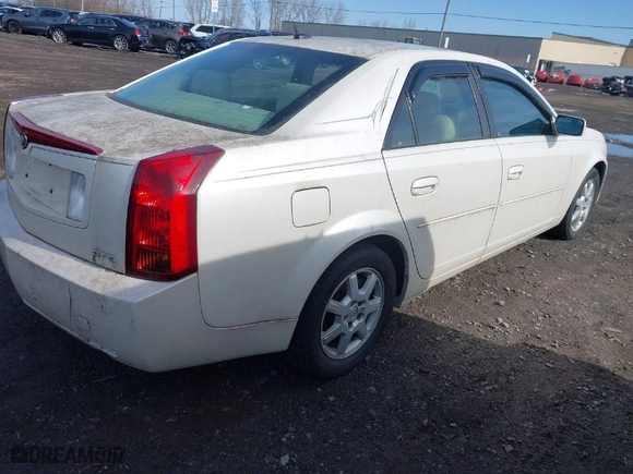 2005 Cadillac CTS with VIN 1G6DP567450167972, listed as a IAAI auction lot 41958335 with 172,641 mi miles. Bid and sale history available at carsss.com. Image 4.