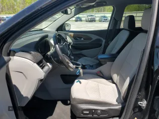 2019 GMC Terrain SLE z VIN 3GKALTEV2KL232966, wystawiony jako Copart lot #57748455 z przebiegiem 96 098 mil mil oraz Szkody całkowita. Historia ofert i sprzedaży dostępna na DreamBid. Obrazek 7.