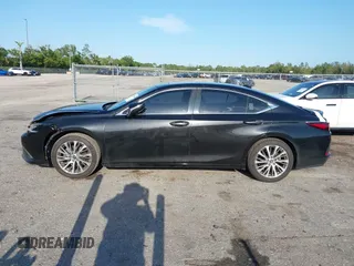 2019 Lexus ES with VIN 58ABZ1B11KU024933, listed as a IAAI auction lot 41920559 with 79,332 mi miles. Bid and sale history available at carsss.com. Image 14.