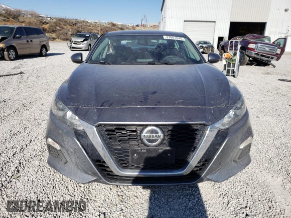 2019 Nissan Altima S z VIN 1N4BL4BV1KC225969, wystawiony jako Copart lot #47861845 z przebiegiem 76 940 mil mil oraz Szkoda całkowita • Salvage title. Historia ofert i sprzedaży dostępna na DreamBid. Obrazek 5.