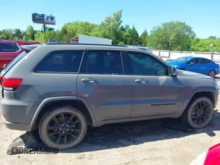 2019 Jeep Grand Cherokee Laredo E with VIN 1C4RJFAG8KC849782, listed as a IAAI auction lot 42151331 with 141,099 mi miles and . Bid and sale history available at DreamBid. Image 13.