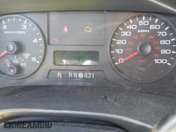 2006 Ford F-250 XL z VIN 1FTSW21PX6EB11939, wystawiony jako IAAI lot #42272711 z przebiegiem 190 835 mil mil oraz . Historia ofert i sprzedaży dostępna na DreamBid. Obrazek 7.
