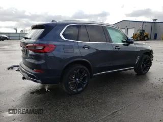 2019 BMW X5 xDrive40i with VIN 5UXCR6C52KLB12217, listed as a Copart auction lot 38102083 with 0 mi miles. Bid and sale history available at carsss.com. Image 3.
