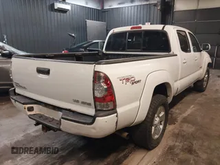2009 Toyota Tacoma with VIN 5TEMU52N89Z620734, listed as a IAAI auction lot 41365825 with 336,070 mi miles and . Bid and sale history available at DreamBid. Image 4.