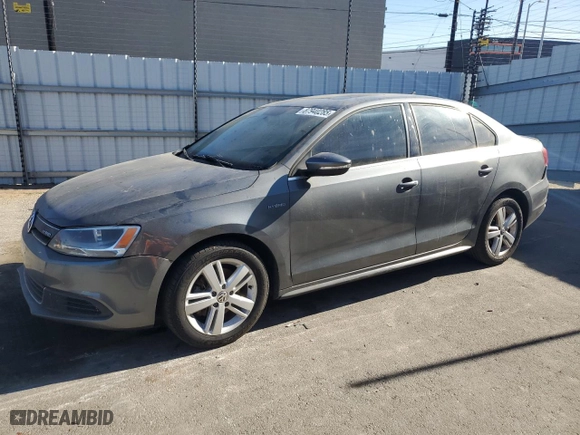 2013 Volkswagen Jetta Sedan Hybrid SE with VIN 3VW637AJ9DM263198, listed as a Copart auction lot 87940285 with 167,425 mi miles and Salvage Title. Bid and sale history available at carsss.com. Image 1.
