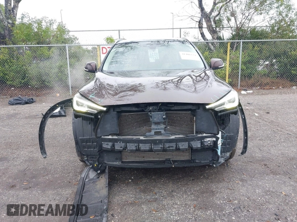 2020 Infiniti QX50 Luxe with VIN 3PCAJ5M17LF103598, listed as a IAAI auction lot 41406324 with 51,490 mi miles and . Bid and sale history available at DreamBid. Image 6.