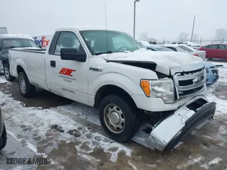2014 Ford F-150 XL with VIN 1FTNF1CF9EKE28137, listed as a IAAI auction lot 41577971 with 180,000 mi miles. Bid and sale history available at carsss.com. Image 1.