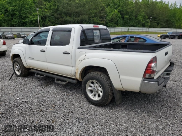 2011 Toyota Tacoma PreRunner z VIN 3TMJU4GN1BM124215, wystawiony jako Copart lot #55755385 z przebiegiem 153 806 mil mil oraz Czysty tytuł • Clean title. Historia ofert i sprzedaży dostępna na DreamBid. Obrazek 2.