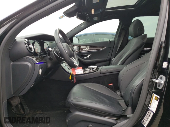 2019 Mercedes-Benz E-Class E 300 with VIN WDDZF4JB6KA606838, listed as a Copart auction lot 67752522 with 33,602 mi miles. Bid and sale history available at carsss.com. Image 7.