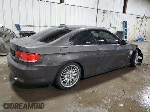 2009 BMW 3 Series 335i xDrive with VIN WBAWC73589E270186, listed as a Copart auction lot 82316944 with 109,494 mi miles and Salvage title. Bid and sale history available at DreamBid. Image 3.