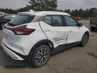 2024 Nissan Kicks SV with VIN 3N1CP5CV9RL529026, listed as a Copart auction lot 48770075 with 21,411 mi miles and Salvage Title. Bid and sale history available at carsss.com. Image 3.