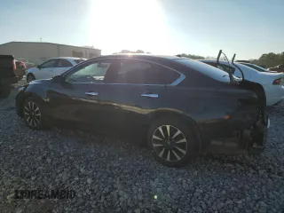 2017 Nissan Altima SV z VIN 1N4AL3AP9HC493525, wystawiony jako Copart lot #43763815 z przebiegiem 180 058 mil mil oraz Szkoda całkowita • Salvage title. Historia ofert i sprzedaży dostępna na DreamBid. Obrazek 2.