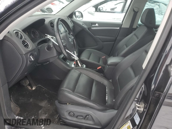 2017 Volkswagen Tiguan with VIN WVGMV7AX2HK034024, listed as a Copart auction lot 43379215 with 155,002 mi miles and Clean title. Bid and sale history available at DreamBid. Image 7.