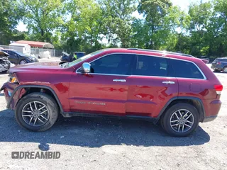 2019 Jeep Grand Cherokee Limited with VIN 1C4RJEBG0KC656728, listed as a IAAI auction lot 42303218 with 107,544 mi miles and . Bid and sale history available at DreamBid. Image 14.