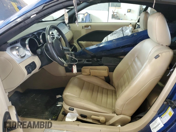 2009 Ford Mustang GT with VIN 1ZVHT85H395117933, listed as a Copart auction lot 72219884 with 94,052 mi miles and Salvage title. Bid and sale history available at DreamBid. Image 7.
