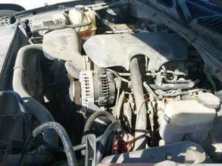 2005 Chevrolet Silverado 1500 Z71 с VIN 2GCEK13T751310914, выставлен на аукционе IAAI как лот 43295648 с пробегом 200 686 миль миль и . История ставок и продаж доступна на DreamBid. Изображение 12.