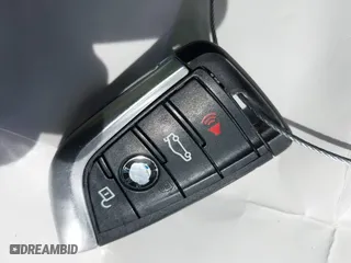 2019 BMW X3 xDrive30i with VIN 5UXTR9C56KLP93626, listed as a IAAI auction lot 41709343 with 60,506 mi miles. Bid and sale history available at carsss.com. Image 11.