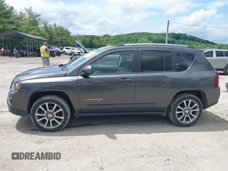 2017 Jeep Compass Latitude with VIN 1C4NJDEB0HD188771, listed as a IAAI auction lot 42377126 with 89,056 mi miles and . Bid and sale history available at DreamBid. Image 14.