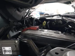 2024 Toyota Camry SE z VIN 4T1G11AK2RU211798, wystawiony jako IAAI lot #41613966 z przebiegiem 32 689 mil mil oraz . Historia ofert i sprzedaży dostępna na DreamBid. Obrazek 10.