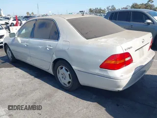 2002 Lexus LS 430 z VIN JTHBN30F920082070, wystawiony jako IAAI lot #42311881 z przebiegiem 237 169 mil mil oraz . Historia ofert i sprzedaży dostępna na DreamBid. Obrazek 3.