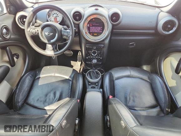 2012 MINI Countryman S with VIN WMWZC5C55CWL57837, listed as a Copart auction lot 63086355 with 81,985 mi miles and Clean title. Bid and sale history available at DreamBid. Image 8.