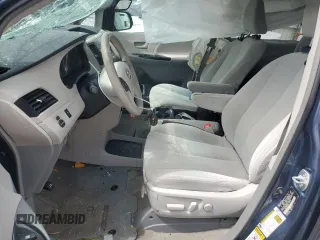 2013 Toyota Sienna LE AAS с VIN 5TDKK3DC3DS359239, выставлен на аукционе Copart как лот 59422285 с пробегом 143 631 миль миль и Списание • Salvage title. История ставок и продаж доступна на DreamBid. Изображение 7.