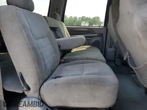 2004 Ford Excursion Special Serv z VIN 1FMSU41P04EB42532, wystawiony jako Copart lot #63594815 z przebiegiem 209 937 mil mil oraz Czysty tytuł • Clean title. Historia ofert i sprzedaży dostępna na DreamBid. Obrazek 11.