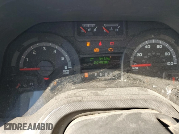 2013 Ford Econoline Cargo Commercial with VIN 1FTNE1EW8DDA40884, listed as a Copart auction lot 48162845 with 204,886 mi miles and Clean title. Bid and sale history available at DreamBid. Image 9.