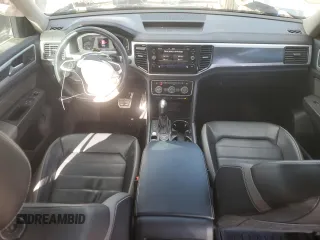 2022 Volkswagen Atlas SEL Premium R-Line with VIN 1V2FR2CA9NC506401, listed as a Copart auction lot 49092305 with 54,571 mi miles and Salvage title. Bid and sale history available at DreamBid. Image 8.