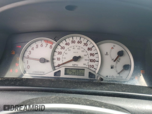 2005 Toyota Corolla CE with VIN 2T1BR30E75C347396, listed as a Copart auction lot 54404405 with 299,999 mi miles and Salvage Title. Bid and sale history available at DreamBid. Image 9.