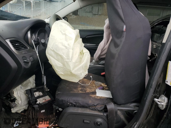 2017 Dodge Journey Crossroad Plus с VIN 3C4PDCGB9HT523687, выставлен на аукционе Copart как лот 57655175 с пробегом Не указан миль и Списание • Salvage title. История ставок и продаж доступна на DreamBid. Изображение 7.