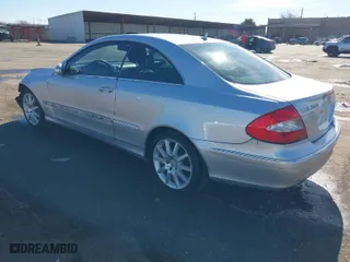 2007 Mercedes-Benz CLK-Class 3.5L with VIN WDBTJ56H27F228074, listed as a IAAI auction lot 41550113 with 129,623 mi miles. Bid and sale history available at carsss.com. Image 3.
