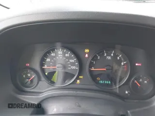 2012 Jeep Patriot Latitude с VIN 1C4NJRFB2CD599951, выставлен на аукционе IAAI как лот 42453934 с пробегом 182 366 миль миль и . История ставок и продаж доступна на DreamBid. Изображение 7.