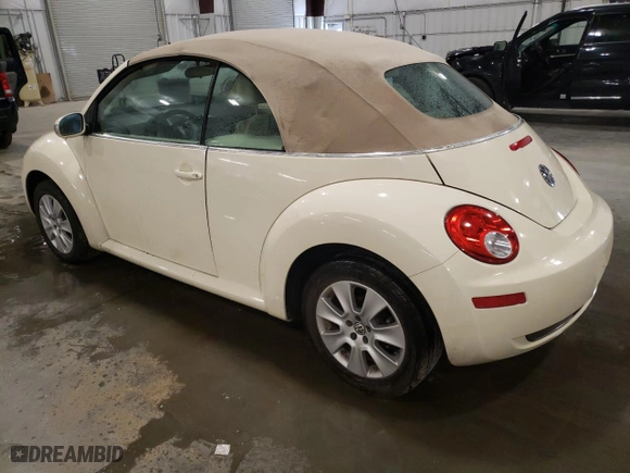 2009 Volkswagen New Beetle Convertible S with VIN 3VWRF31Y49M408956, listed as a Copart auction lot 80021324 with NaN miles and Salvage Title. Bid and sale history available at carsss.com. Image 2.