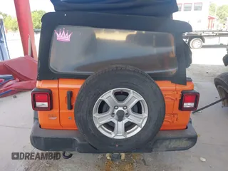 2018 Jeep Wrangler Unlimited Sport z VIN 1C4HJXDN4JW243775, wystawiony jako IAAI lot #41791821 z przebiegiem 62 120 mil mil oraz . Historia ofert i sprzedaży dostępna na DreamBid. Obrazek 17.
