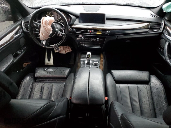 2016 BMW X5 xDrive35i with VIN 5UXKR0C56G0U10557, listed as a Copart auction lot 84886904 with 111,932 mi miles and Salvage Title. Bid and sale history available at carsss.com. Image 8.