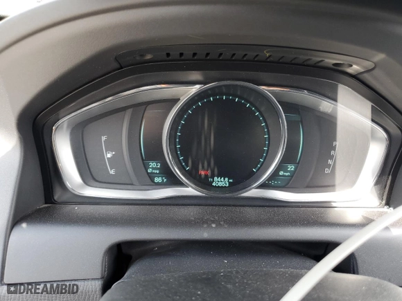 2014 Volvo XC60 3.2L with VIN YV4940DL8E2516941, listed as a Copart auction lot 53270135 with 40,853 mi miles and Salvage Title. Bid and sale history available at carsss.com. Image 9.