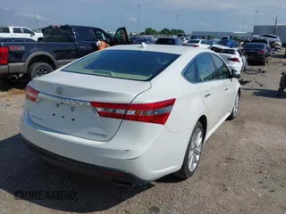 2013 Toyota Avalon XLE z VIN 4T1BK1EB2DU041971, wystawiony jako IAAI lot #42070838 z przebiegiem 89 299 mil mil oraz . Historia ofert i sprzedaży dostępna na DreamBid. Obrazek 4.