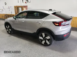 2023 Volvo C40 Ultimate с VIN YV4ED3GM2P2049667, выставлен на аукционе Copart как лот 48086045 с пробегом 7 830 миль миль и Чистый • Clean title. История ставок и продаж доступна на DreamBid. Изображение 2.