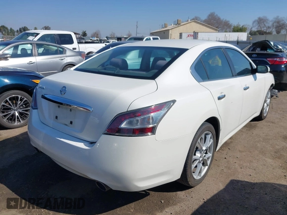 2014 Nissan Maxima SV с VIN 1N4AA5AP4EC483272, выставлен на аукционе IAAI как лот 41668364 с пробегом 186 132 миль миль и . История ставок и продаж доступна на DreamBid. Изображение 4.