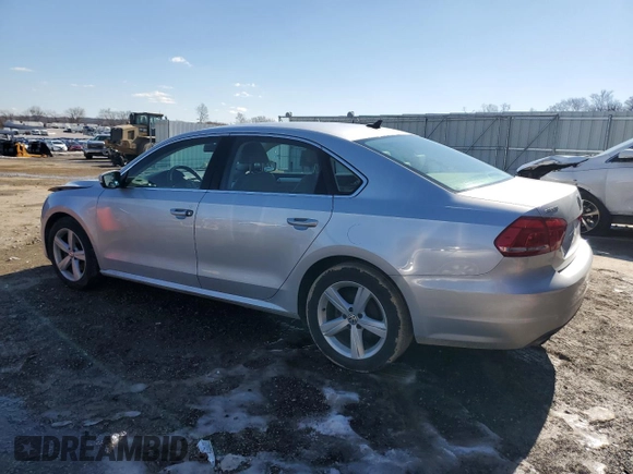 2013 Volkswagen Passat SE with VIN 1VWBH7A3XDC004156, listed as a Copart auction lot 45400585 with 57,533 mi miles and Clean Title. Bid and sale history available at carsss.com. Image 2.